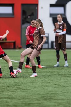 Bild 231 - wBJ FC St. Pauli - Walddoerfer SV : Ergebnis: 3:4